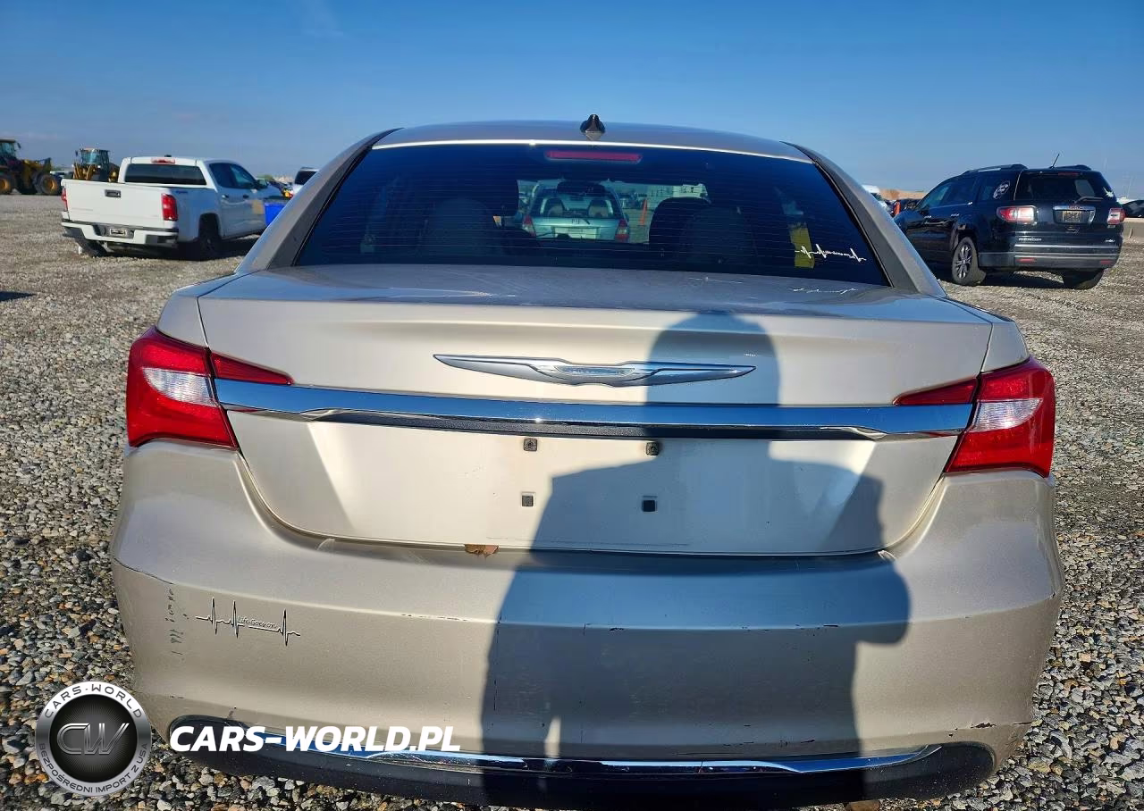 2014 Chrysler 200 Touring VIN:1C3CCBAB4EN210759 - 6