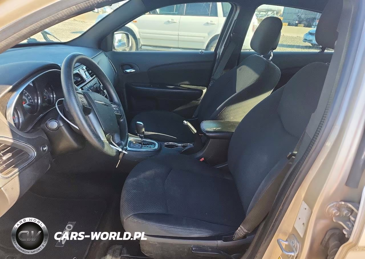 2014 Chrysler 200 Touring VIN:1C3CCBAB4EN210759 - 7
