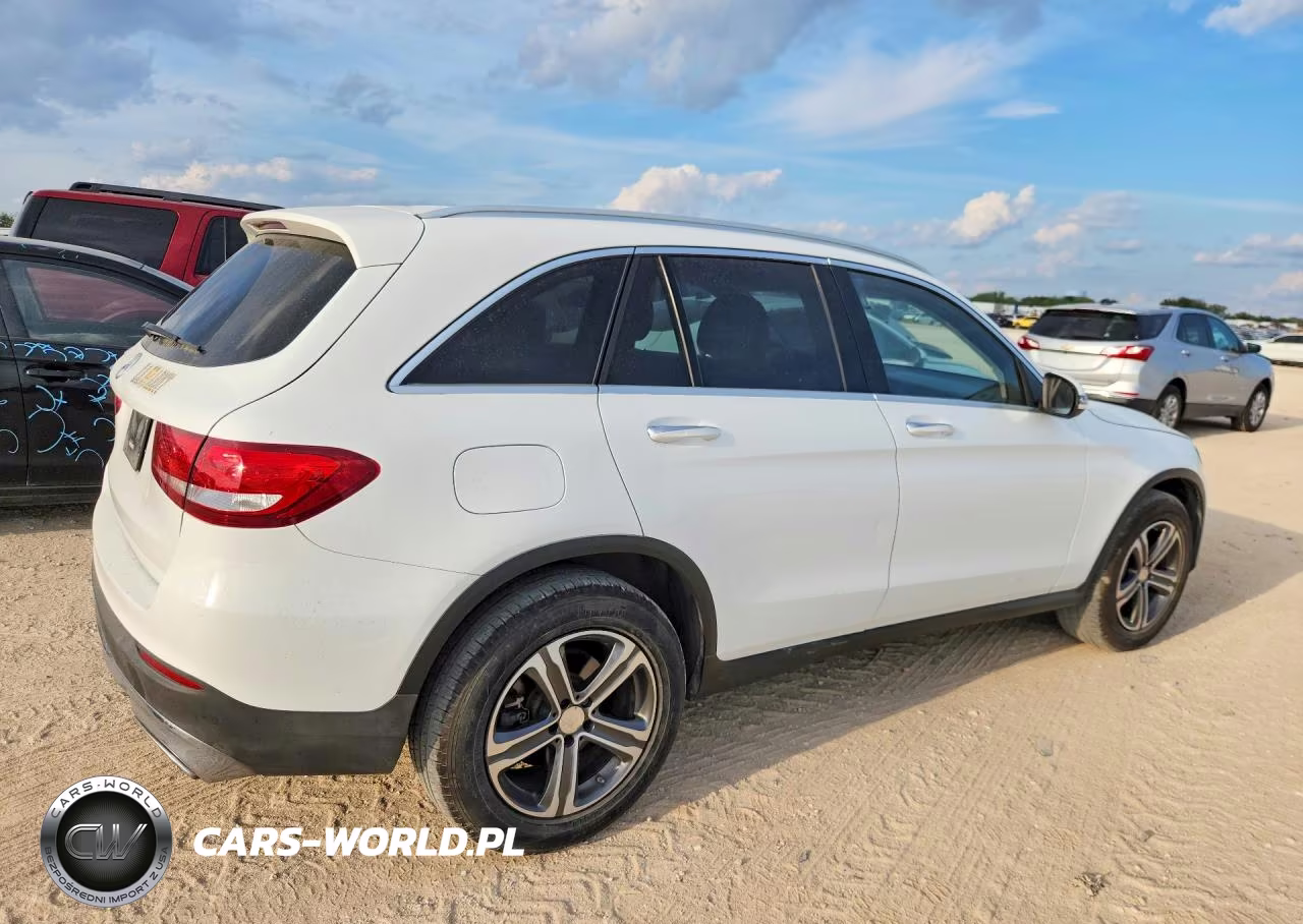 2016 Mercedes-Benz Glc 300 VIN:WDC0G4JB1GF008435 - 3