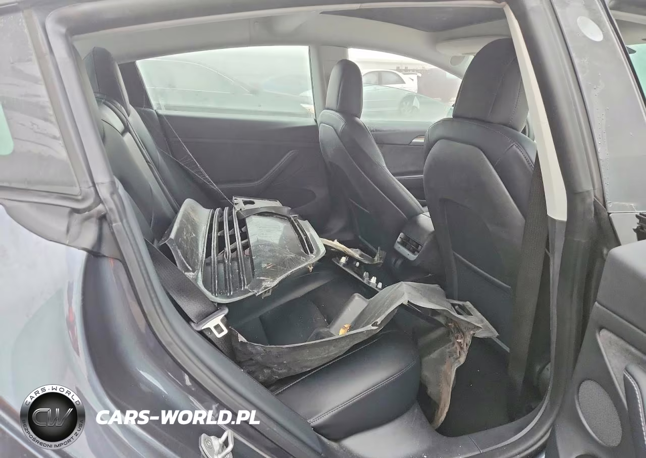 2022 Tesla Model 3 VIN:5YJ3E1EBXNF152598 - 10