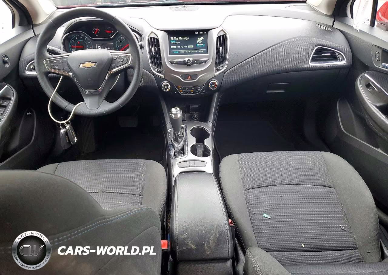 2018 Chevrolet Cruze Lt VIN:1G1BE5SM9J7127760 - 8