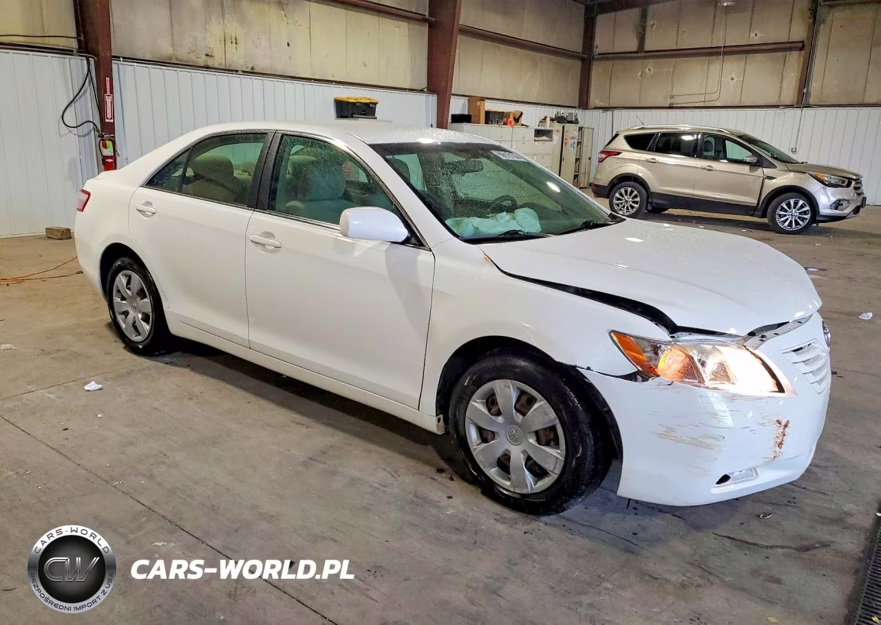 2008 Toyota Camry Le VIN:4T4BE46KX8R025746 - 4