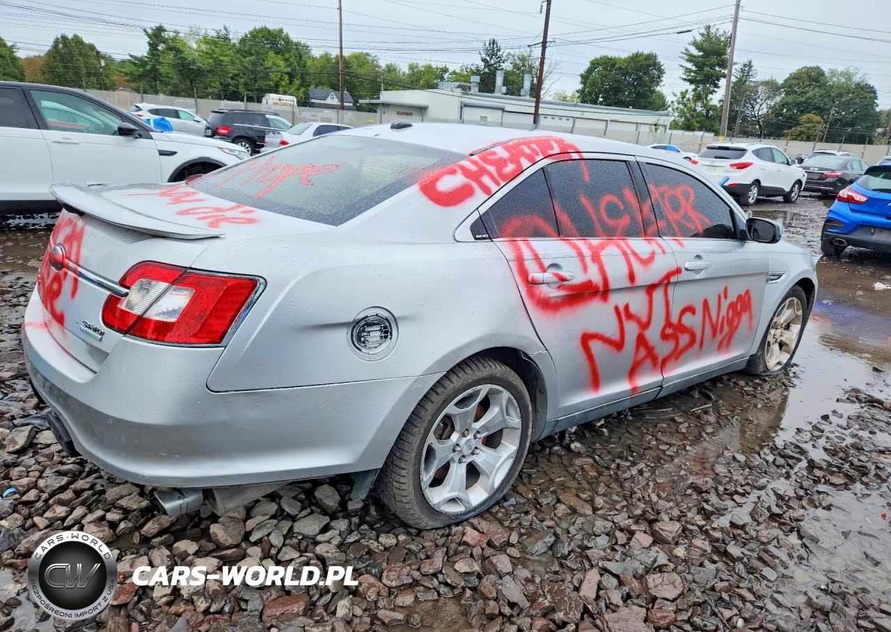 2011 Ford Taurus Sho VIN:1FAHP2KT5BG128347 - 3