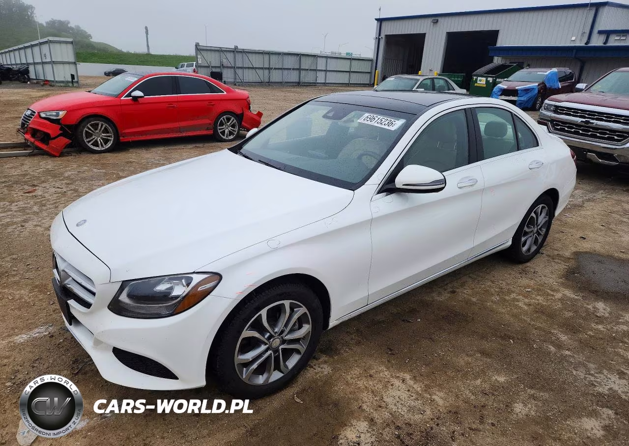 2016 Mercedes-Benz C 300 4Matic VIN:55SWF4KB4GU146832 - 1