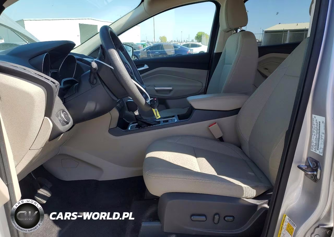 2017 Ford Escape Se VIN:1FMCU0G95HUA04423 - 7