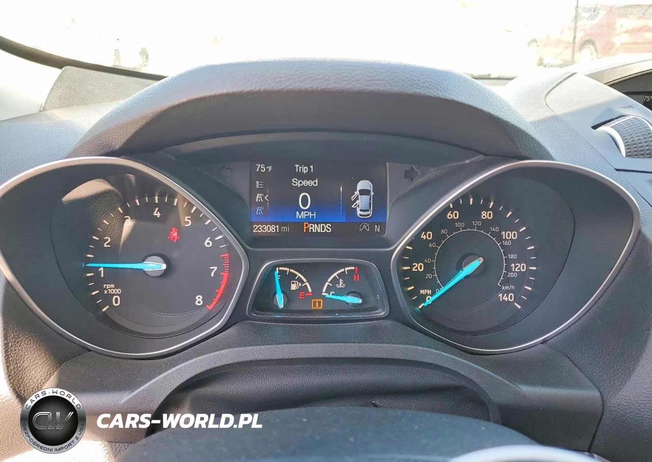 2017 Ford Escape Se VIN:1FMCU0G95HUA04423 - 9
