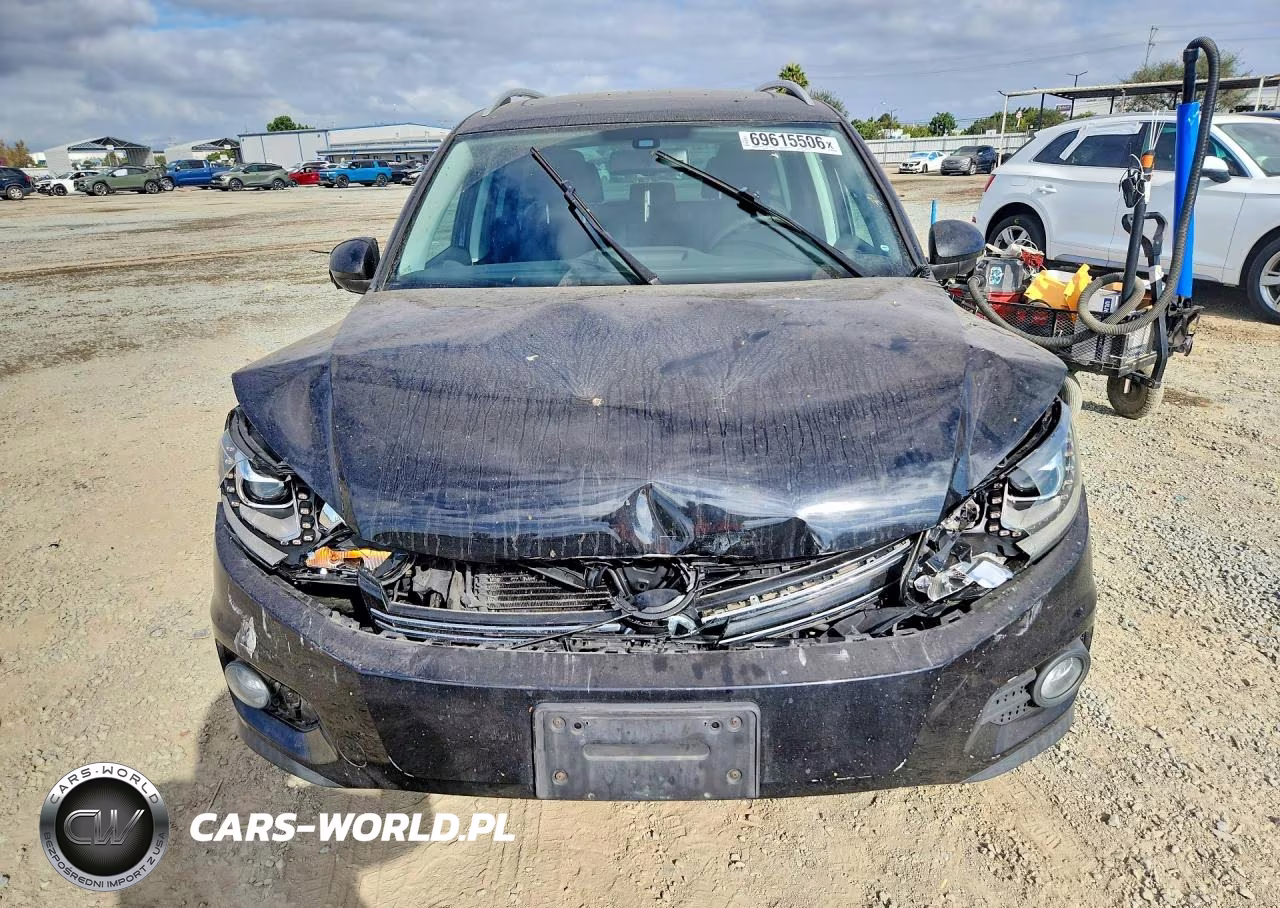 2016 Volkswagen Tiguan S VIN:WVGAV7AX0GW578838 - 5