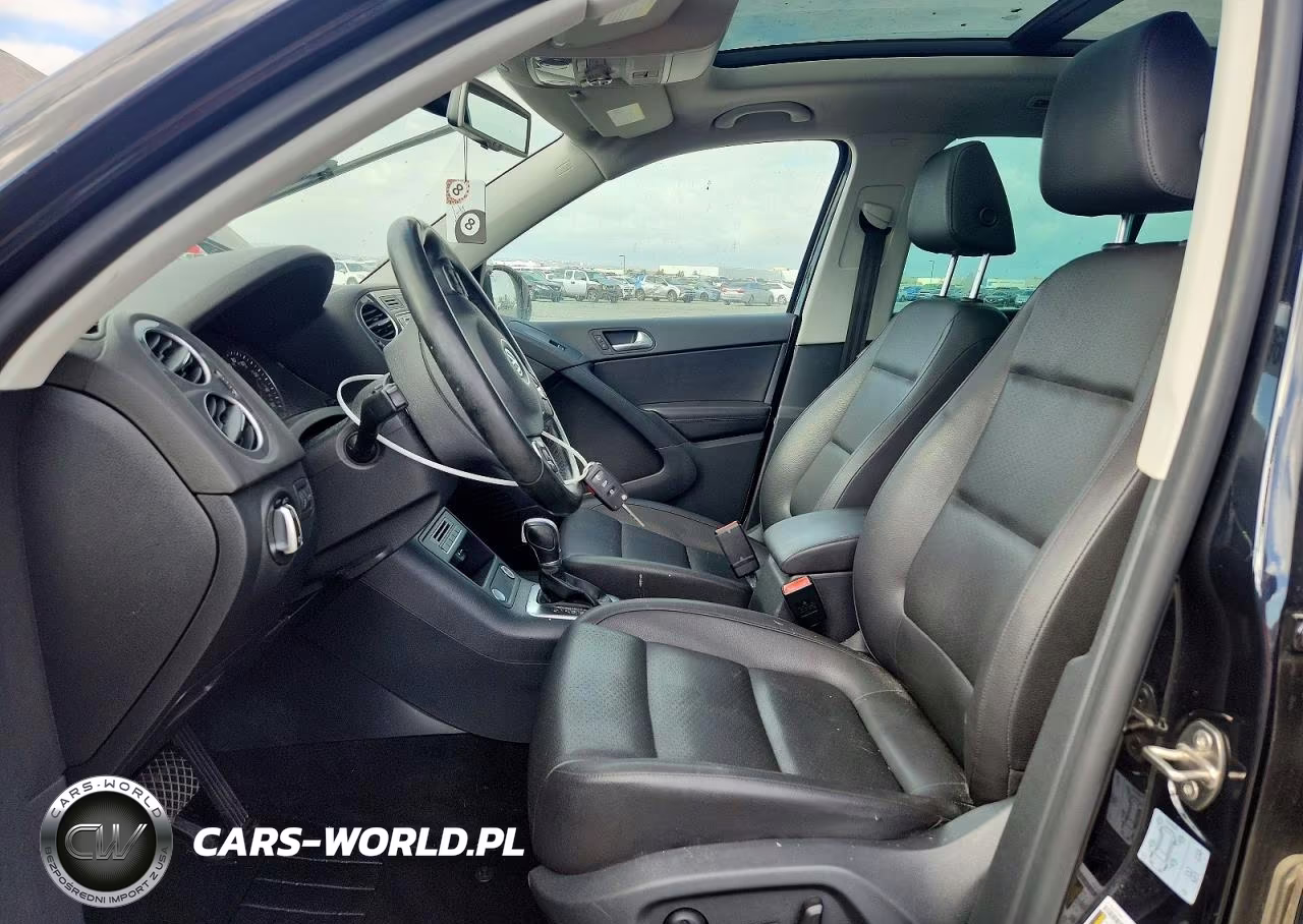 2016 Volkswagen Tiguan S VIN:WVGAV7AX0GW578838 - 7