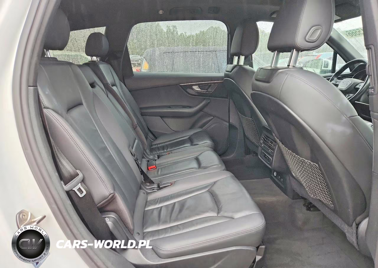 2021 Audi Q7 Premium VIN:WA1AXAF78MD033556 - 11