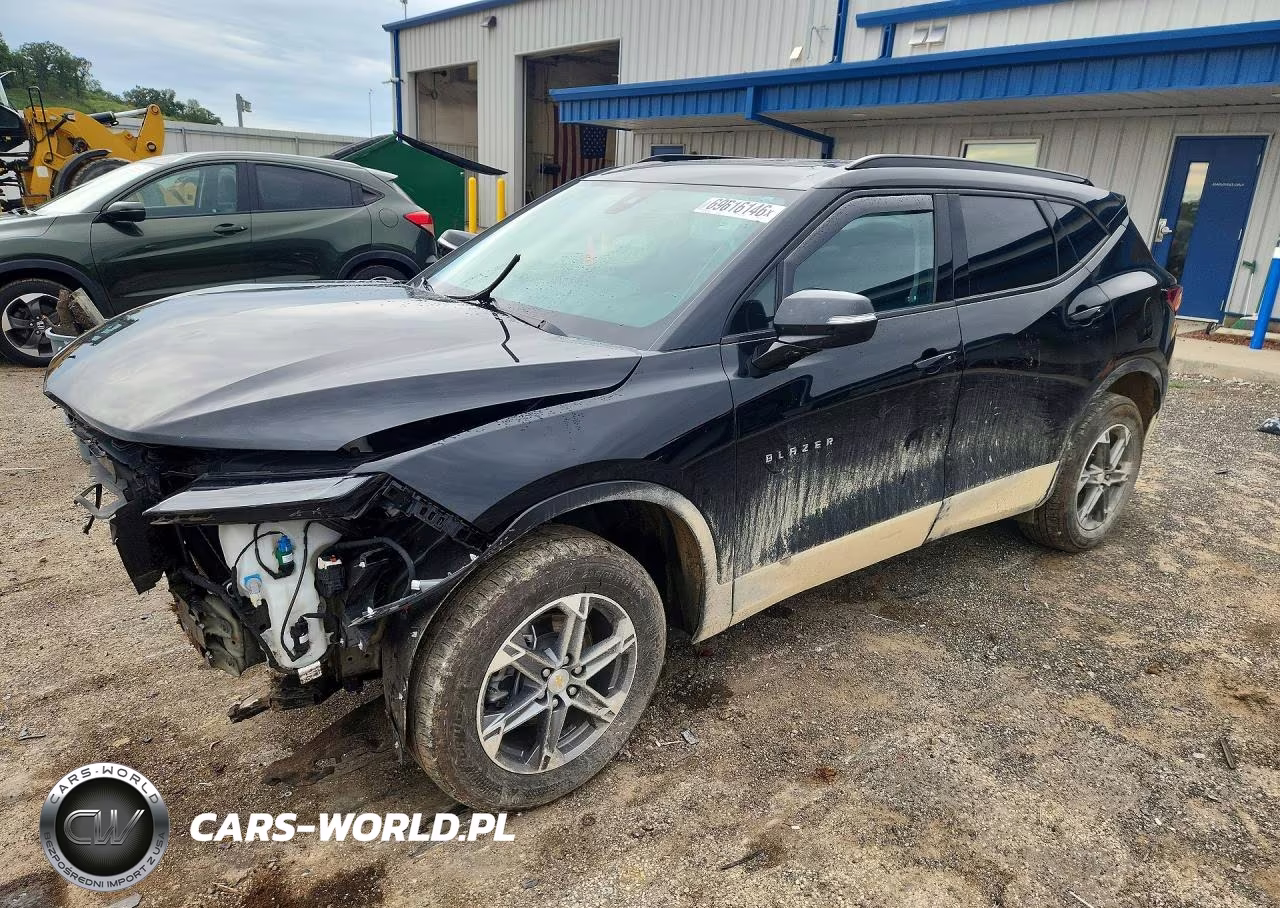 2023 Chevrolet Blazer 3Lt VIN:3GNKBJRS4PS160700 - 1