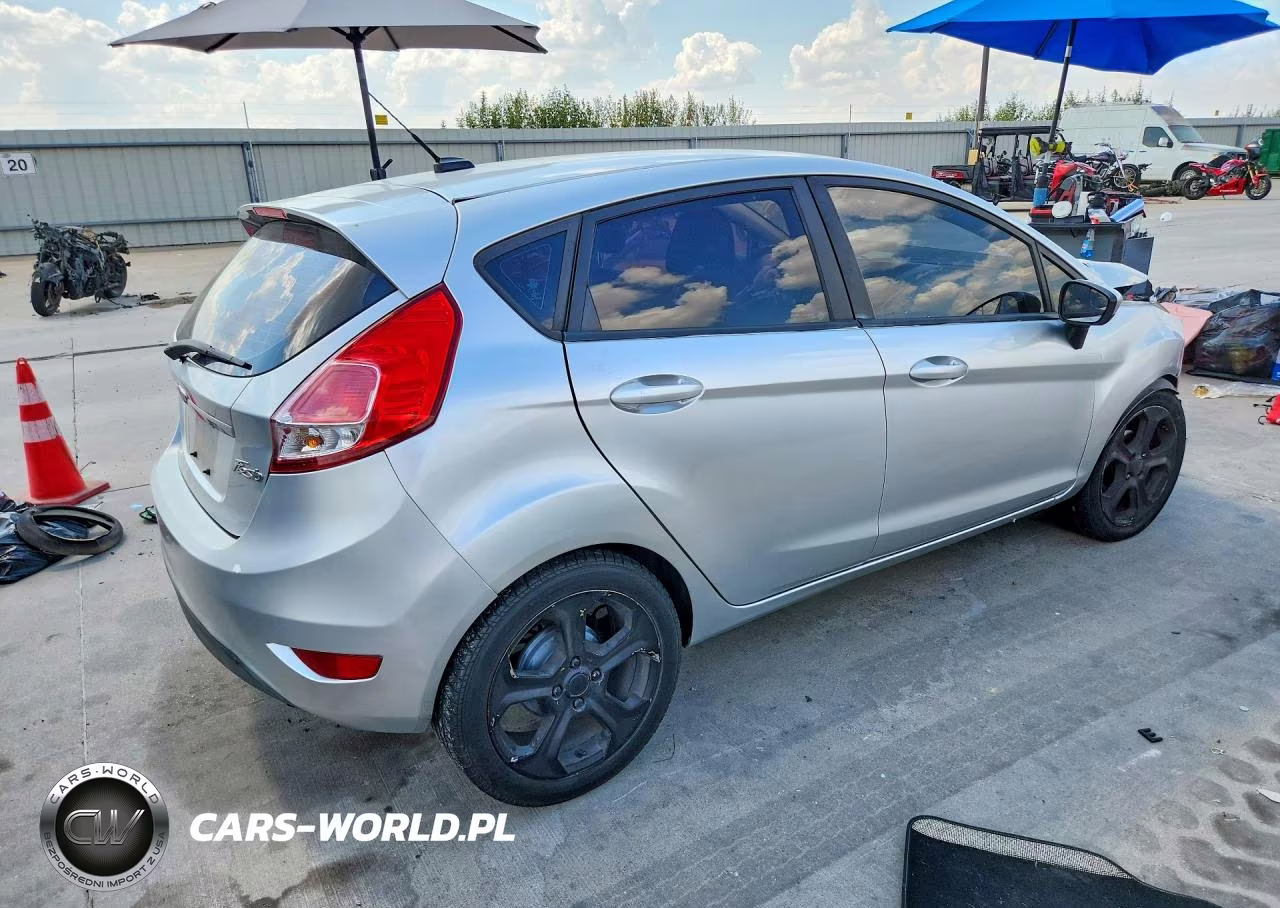 2016 Ford Fiesta S VIN:3FADP4TJ7GM171849 - 3