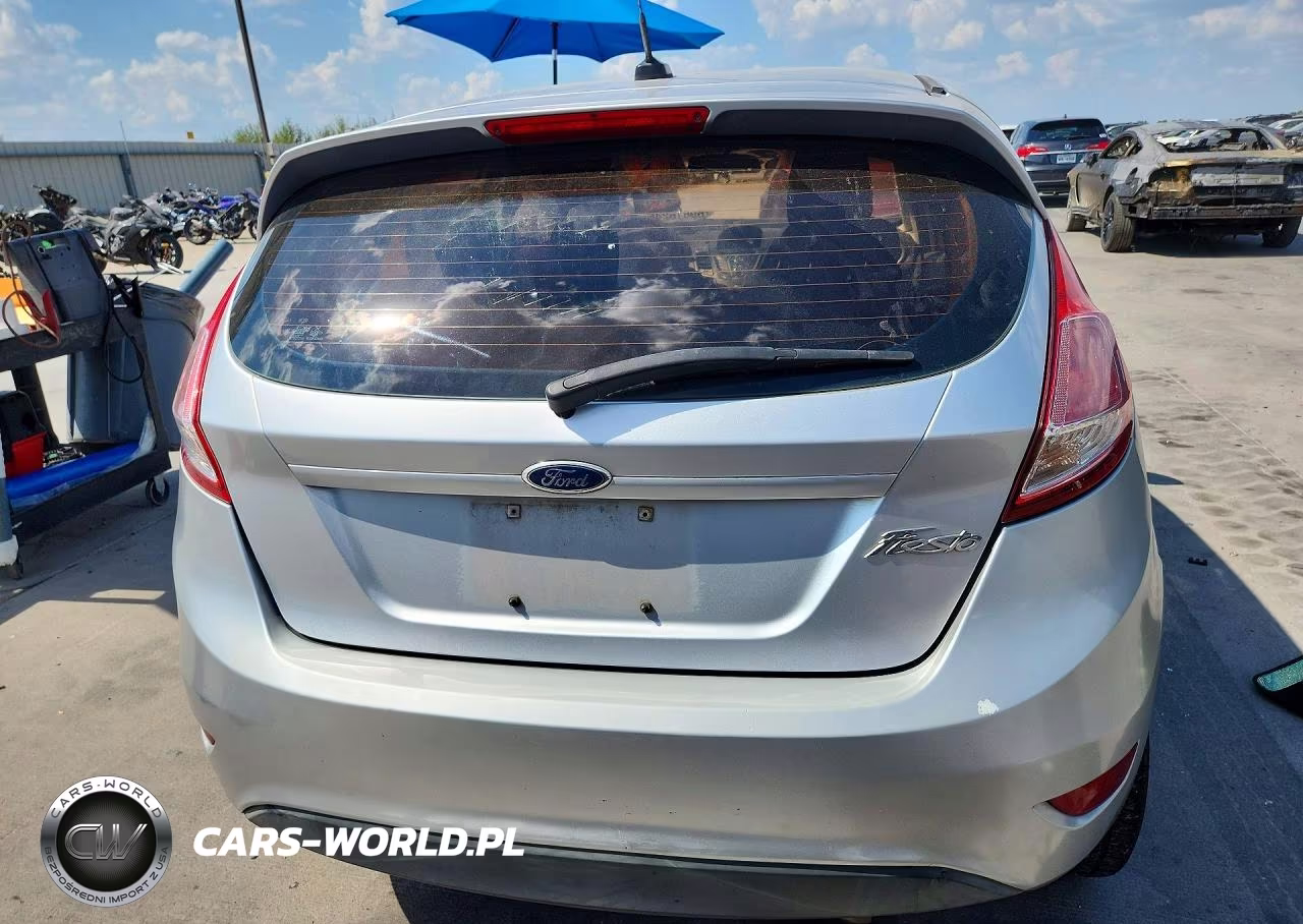2016 Ford Fiesta S VIN:3FADP4TJ7GM171849 - 6