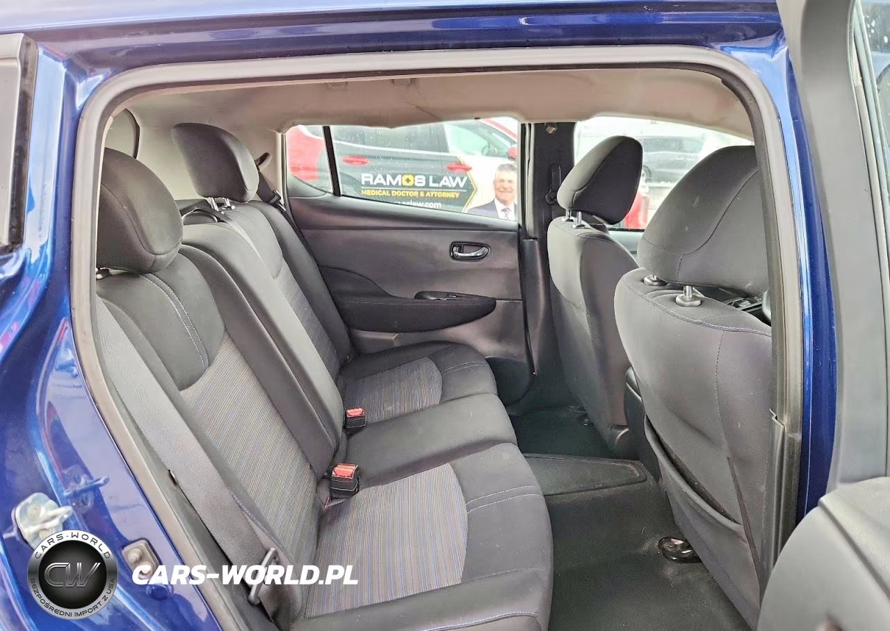 2019 Nissan Leaf S VIN:1N4AZ1CP7KC302353 - 10