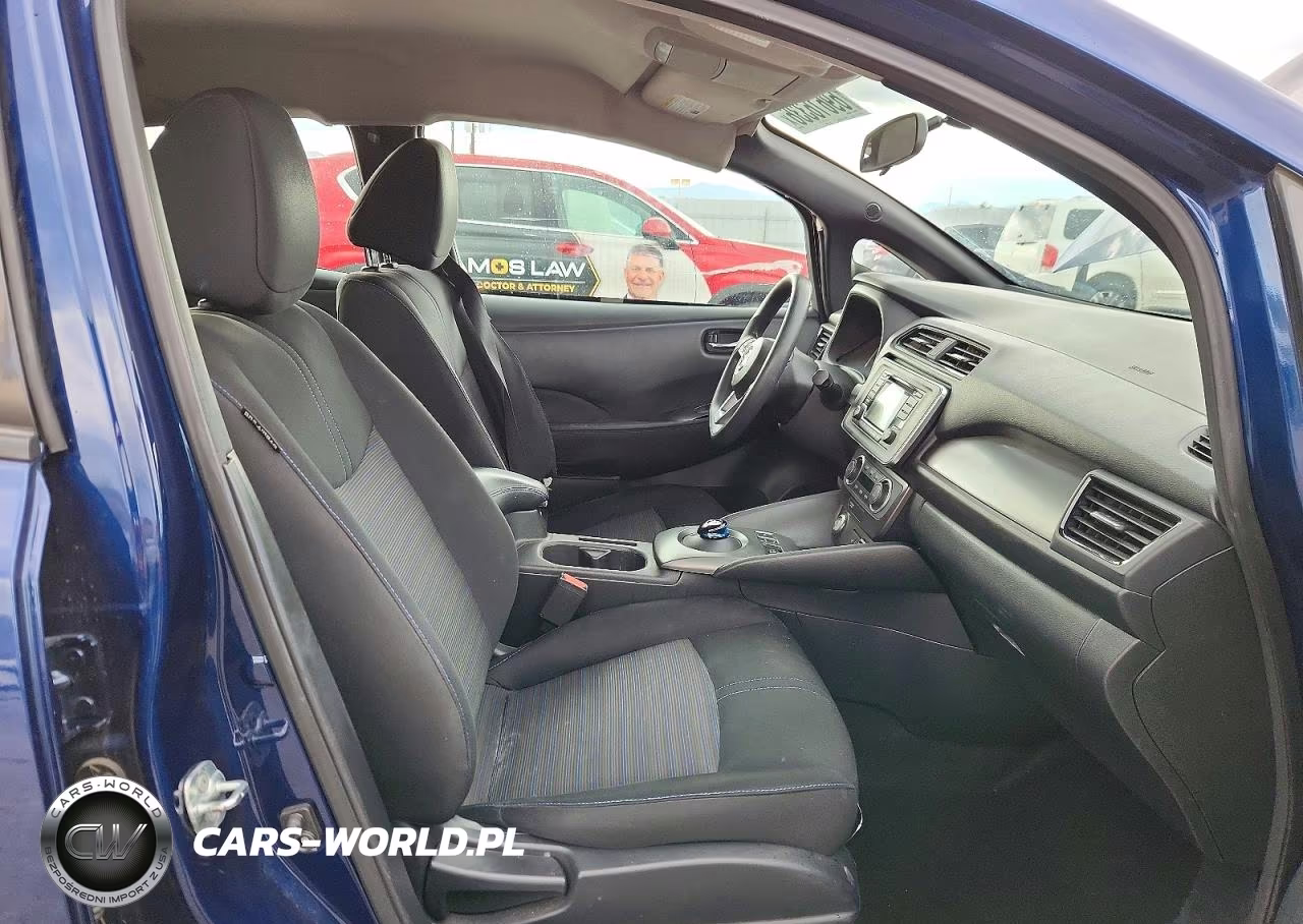 2019 Nissan Leaf S VIN:1N4AZ1CP7KC302353 - 7