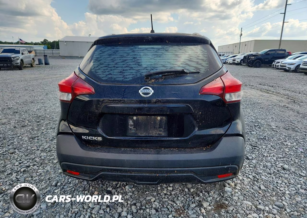 2019 Nissan Kicks S VIN:3N1CP5CU3KL481813 - 6