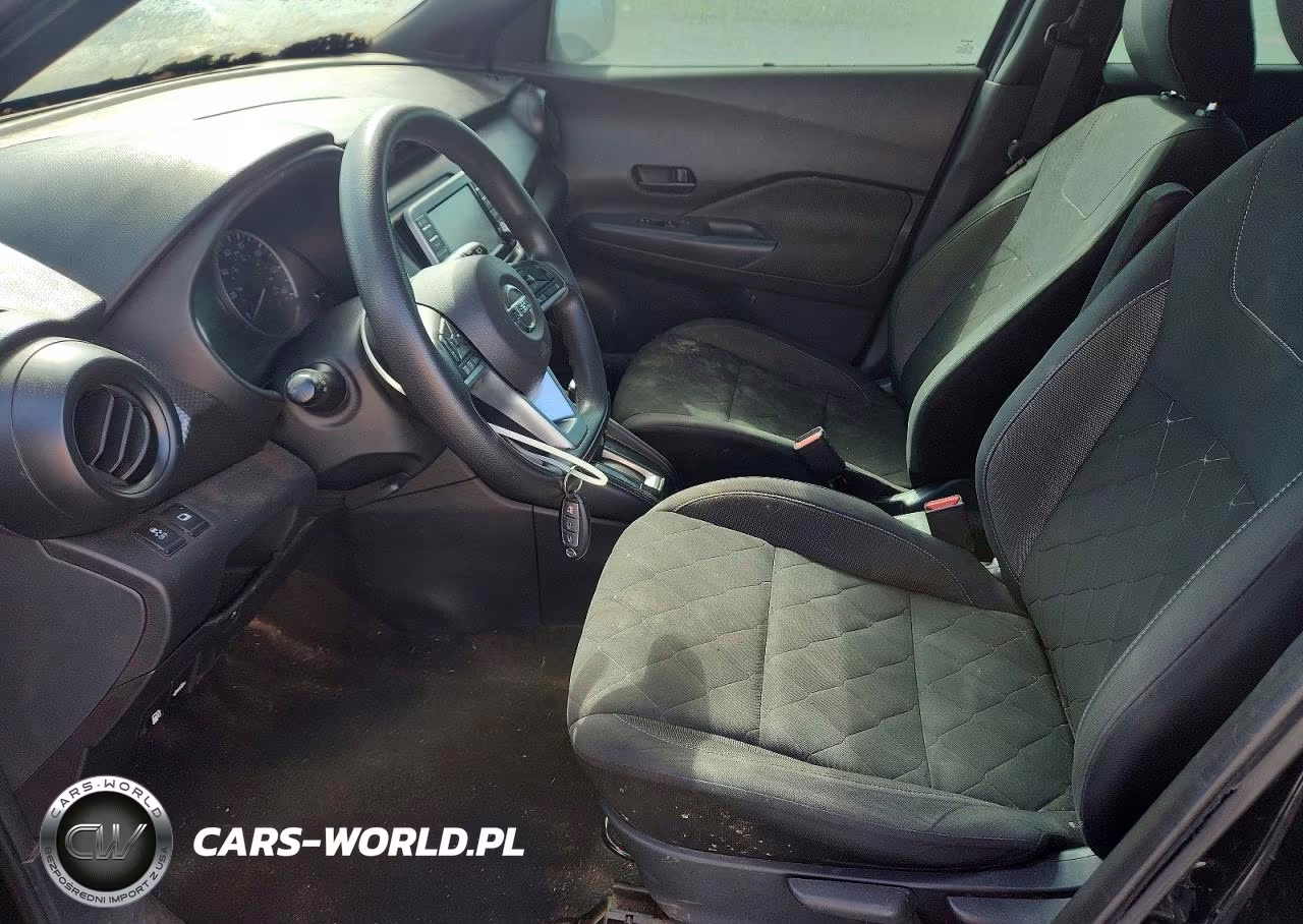 2019 Nissan Kicks S VIN:3N1CP5CU3KL481813 - 7