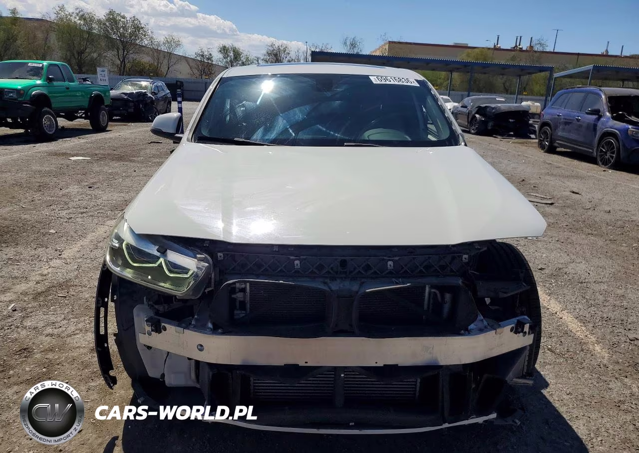 2018 BMW X2 xDrive28I VIN:WBXYJ5C31JEF77066 - 5