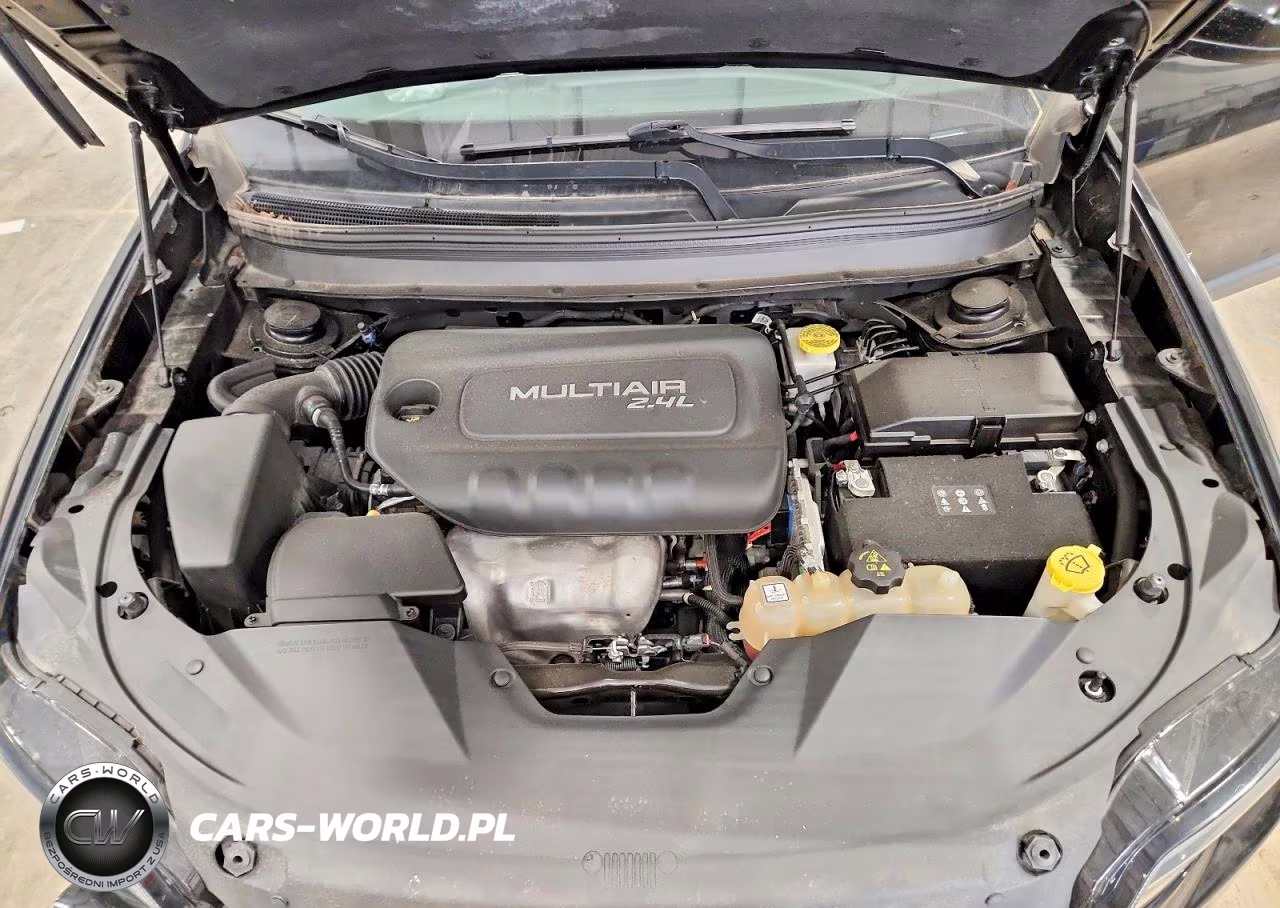 2019 Jeep Cherokee Latitude Plus VIN:1C4PJMLB2KD177662 - 12
