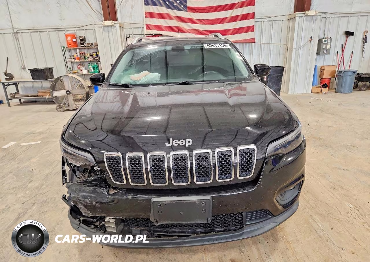 2019 Jeep Cherokee Latitude Plus VIN:1C4PJMLB2KD177662 - 5