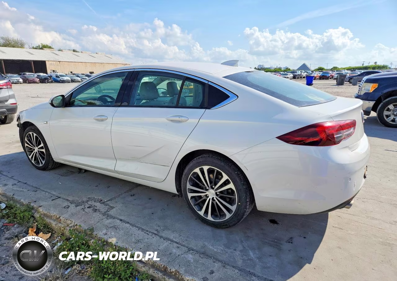 2020 Buick Regal Essence VIN:W04GP6SX0L1007109 - 2