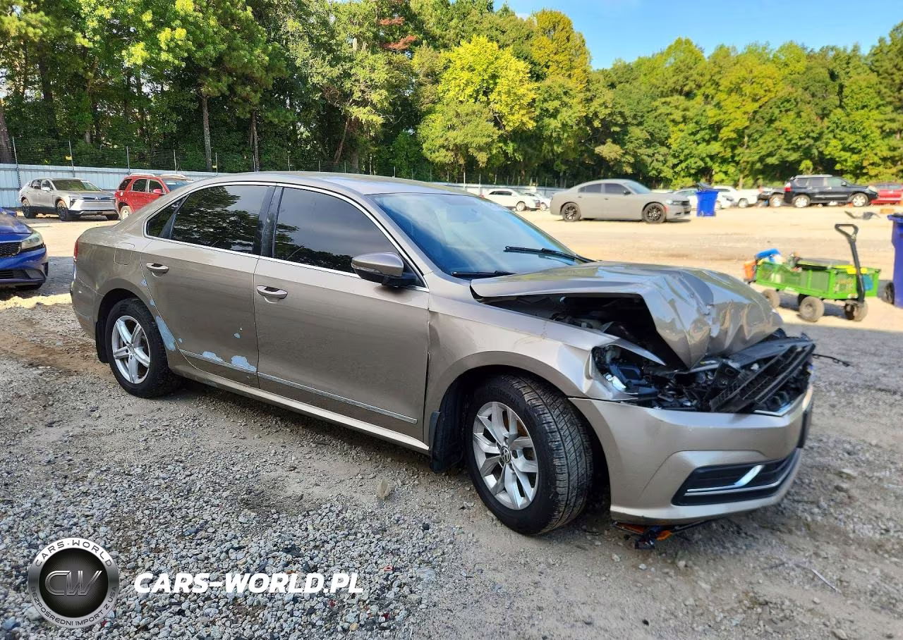 2016 Volkswagen Passat S VIN:1VWAS7A33GC025528 - 4