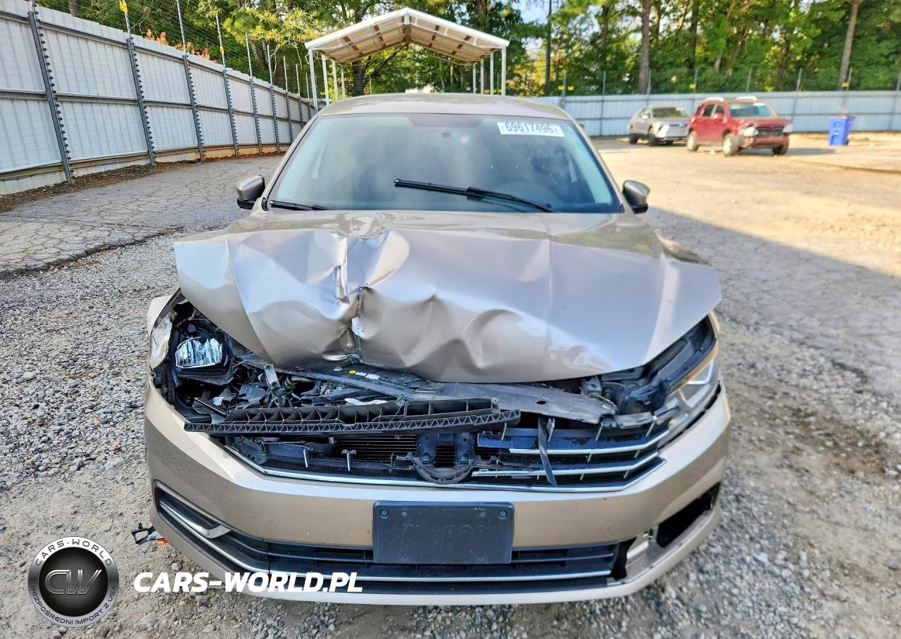 2016 Volkswagen Passat S VIN:1VWAS7A33GC025528 - 5