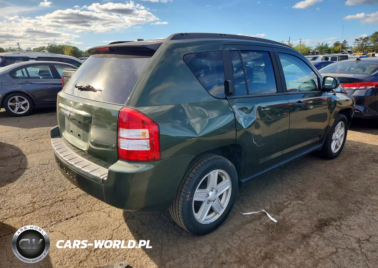 2007 Jeep Compass VIN:1J8FT47W37D422987 - 3