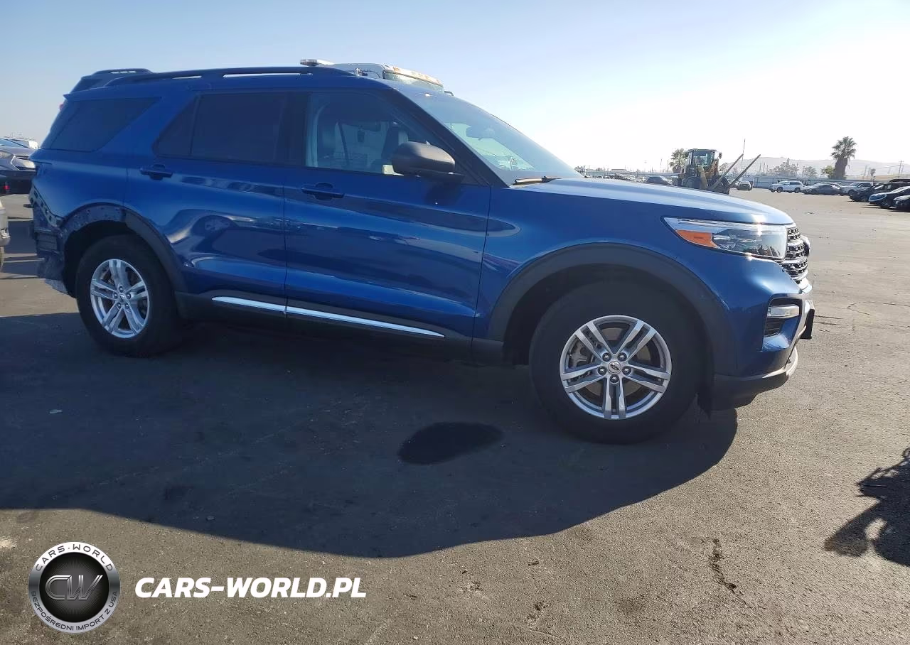 2023 Ford Explorer Xlt VIN:1FMSK7DH2PGB07818 - 4