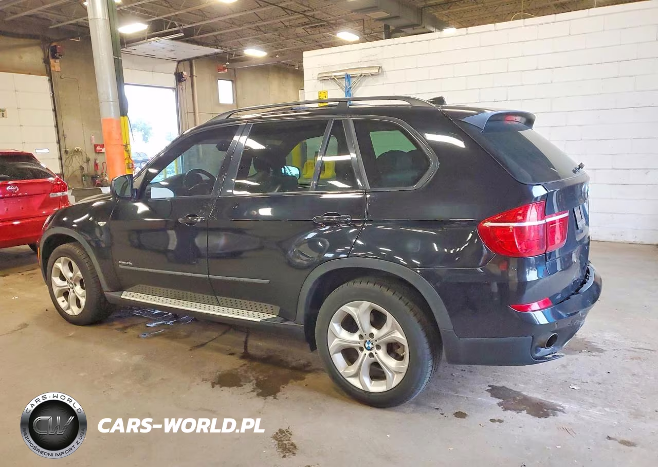 2012 BMW X5 xDrive35I VIN:5UXZV4C5XCL744679 - 2