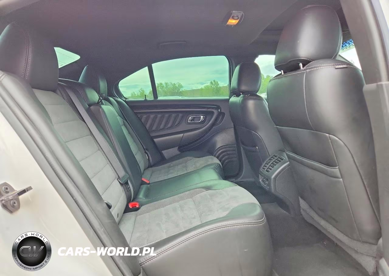 2017 Ford Taurus Sho VIN:1FAHP2KTXHG103467 - 10
