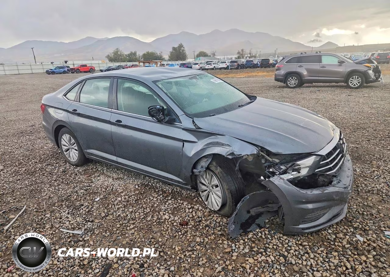 2019 Volkswagen Jetta S VIN:3VWC57BU6KM219548 - 4