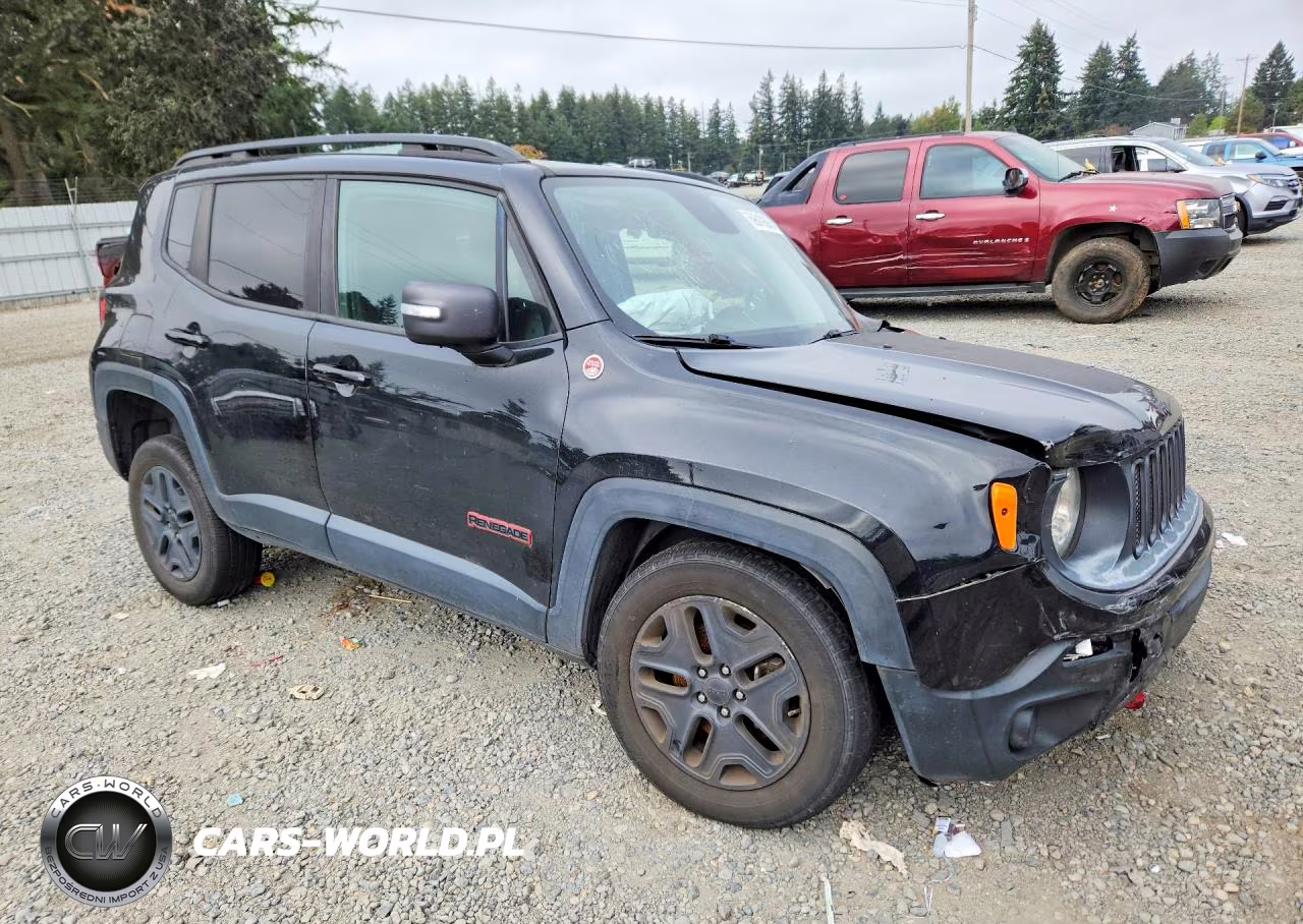 2018 Jeep Renegade Trailhawk VIN:ZACCJBCB9JPH45392 - 4