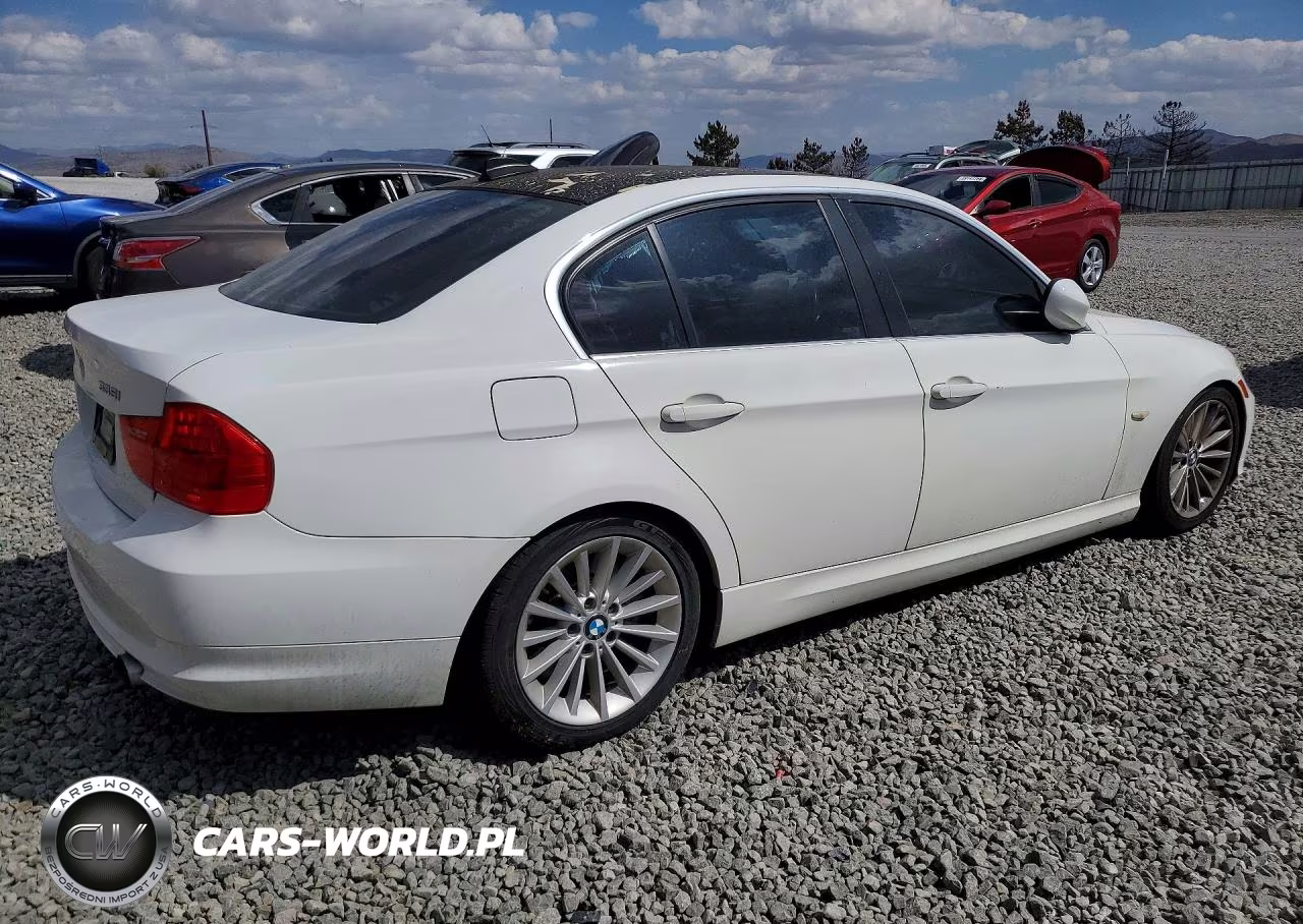 2011 BMW 335 I VIN:WBAPM5C57BA745295 - 3