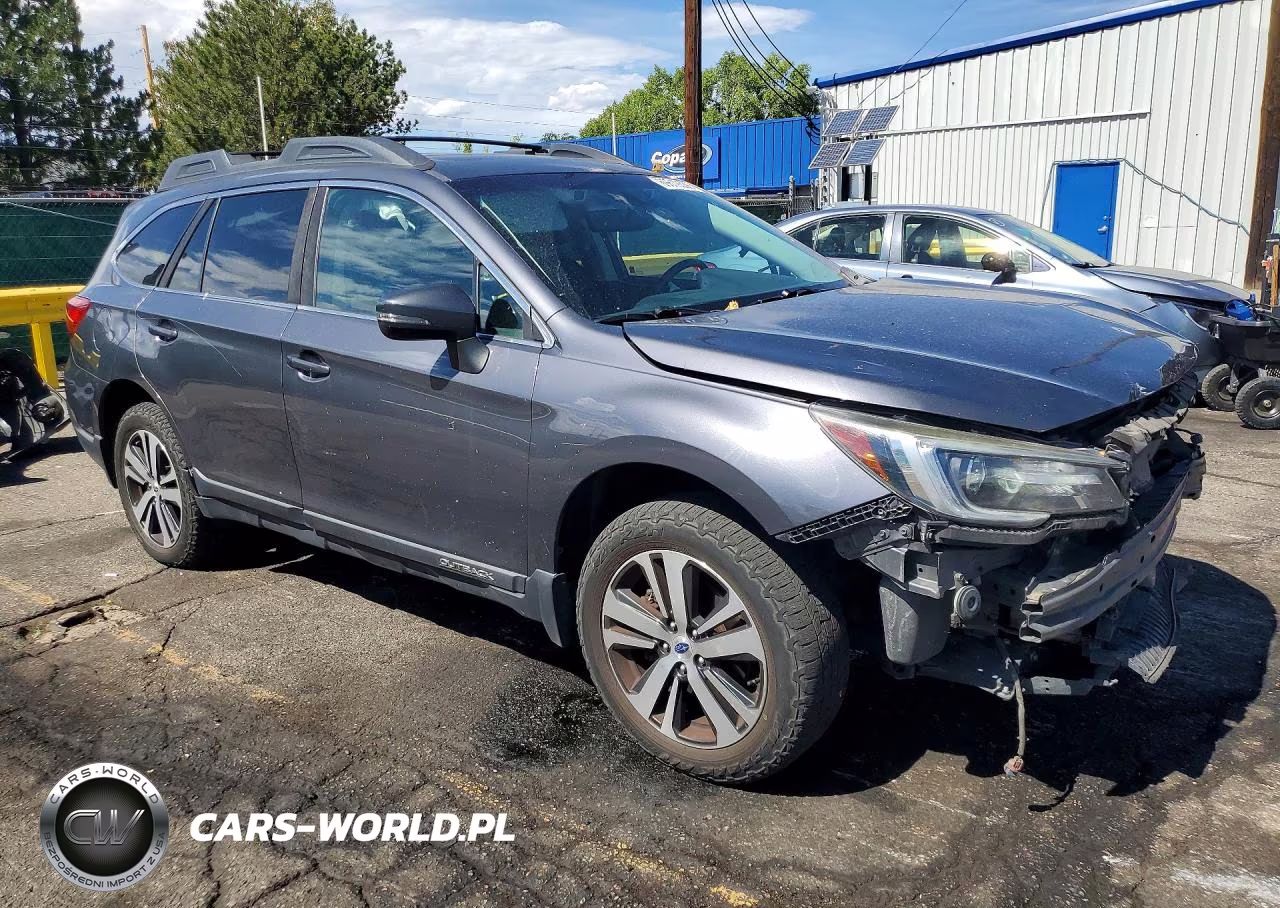 2018 Subaru Outback 2.5I Limited VIN:4S4BSANC6J3236241 - 4
