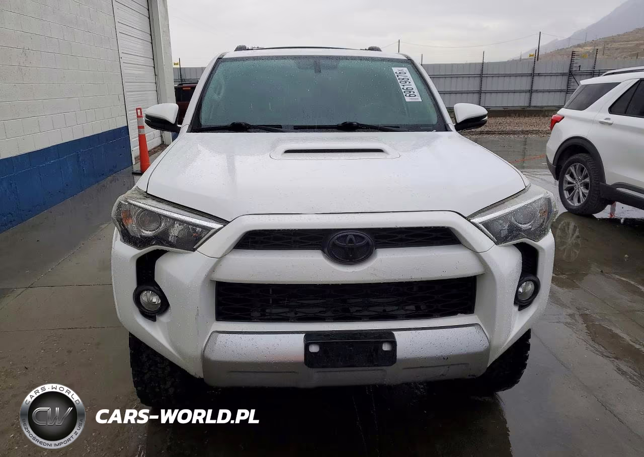 2016 Toyota 4Runner Trail Premium VIN:JTEBU5JR3G5366597 - 5