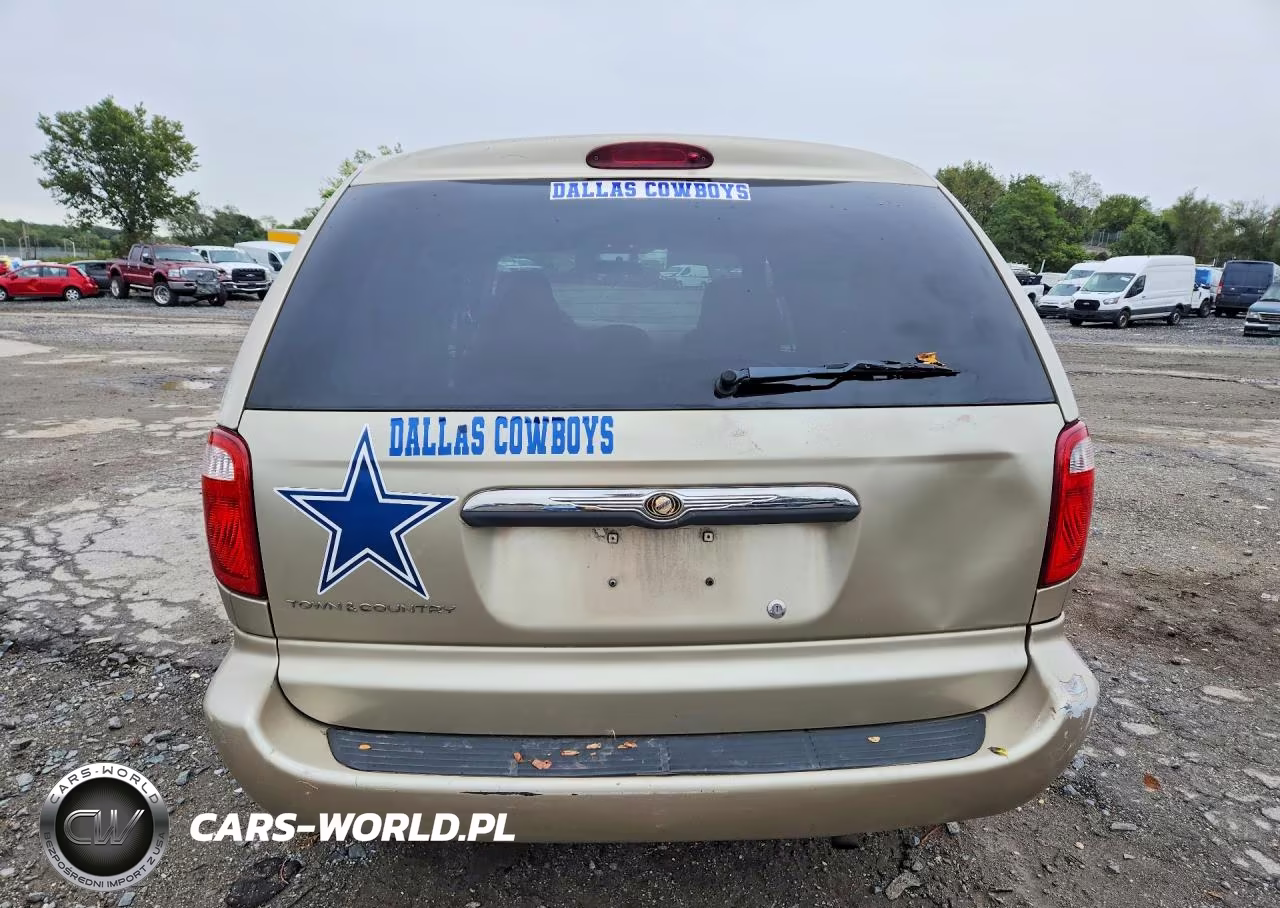 2005 Chrysler Town & Country VIN:1C4GP45R85B390155 - 6