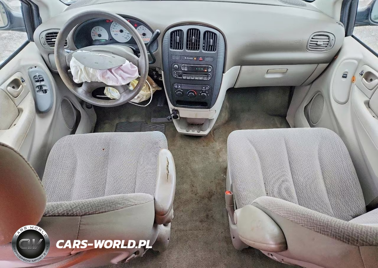 2005 Chrysler Town & Country VIN:1C4GP45R85B390155 - 8