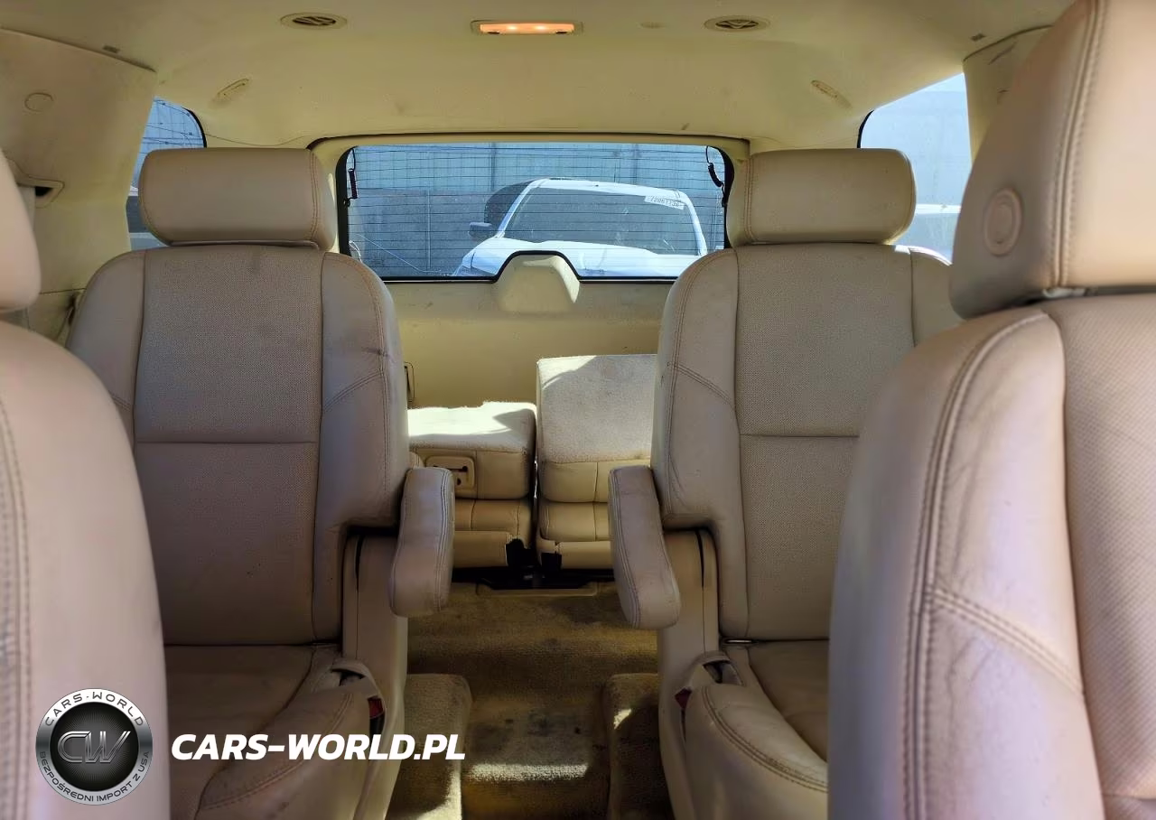 2007 Cadillac Escalade Luxury VIN:1GYFK63817R289219 - 10