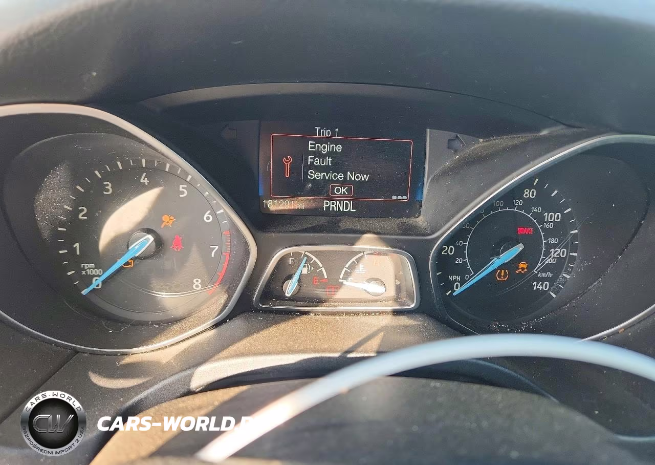 2018 Ford Focus S VIN:1FADP3E24JL293075 - 9