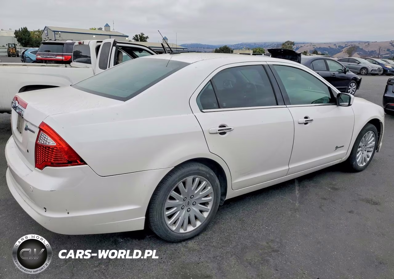 2011 Ford Fusion Hybrid VIN:3FADP0L31BR242288 - 3