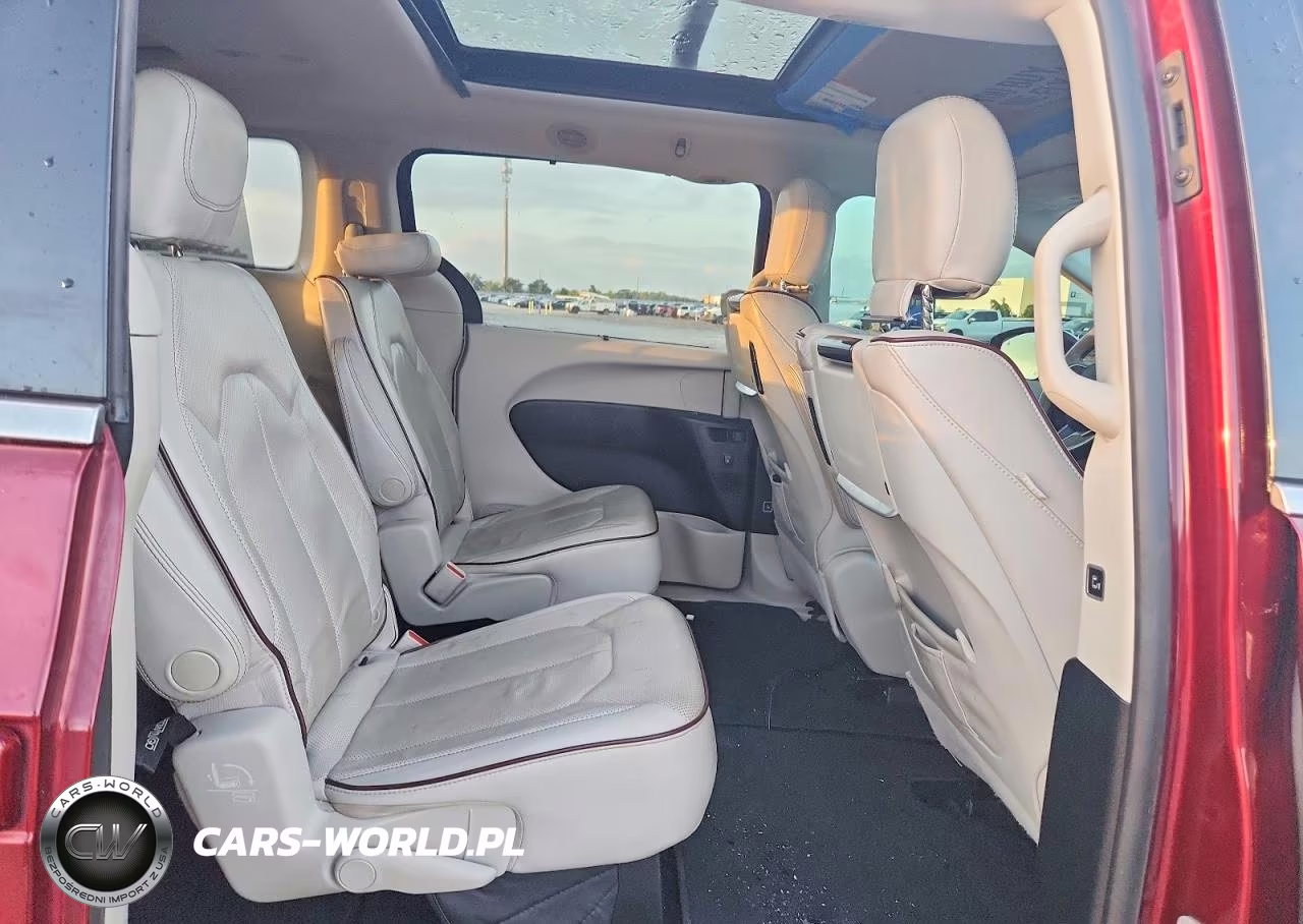2017 Chrysler Pacifica Limited VIN:2C4RC1GG3HR620382 - 11
