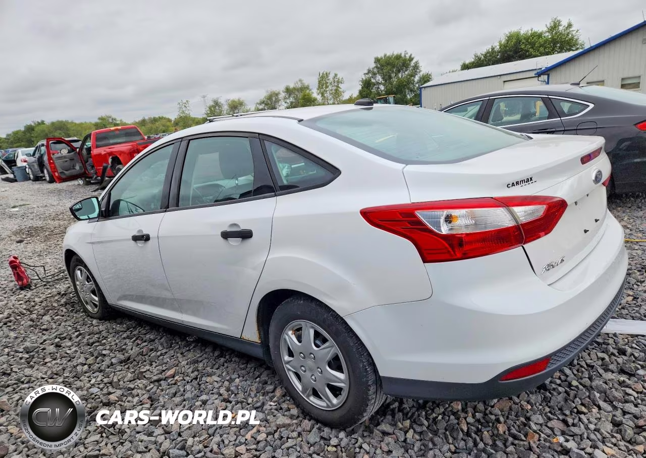2012 Ford Focus S VIN:1FAHP3E26CL319728 - 2