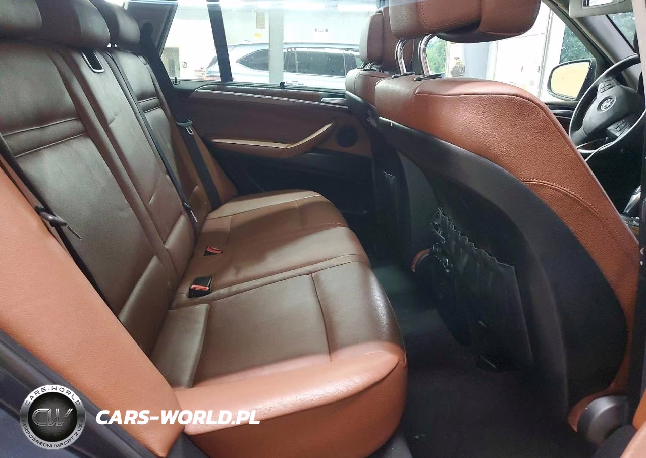 2013 BMW X5 xDrive35I VIN:5UXZV4C52D0E00883 - 11