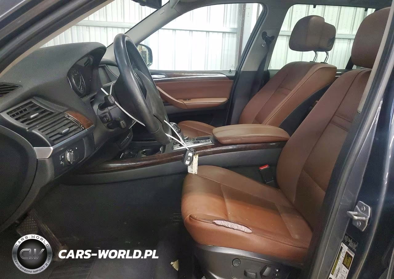 2013 BMW X5 xDrive35I VIN:5UXZV4C52D0E00883 - 7
