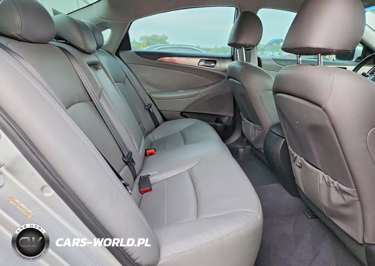 2014 Hyundai Sonata Hybrid VIN:KMHEC4A43EA104324 - 10