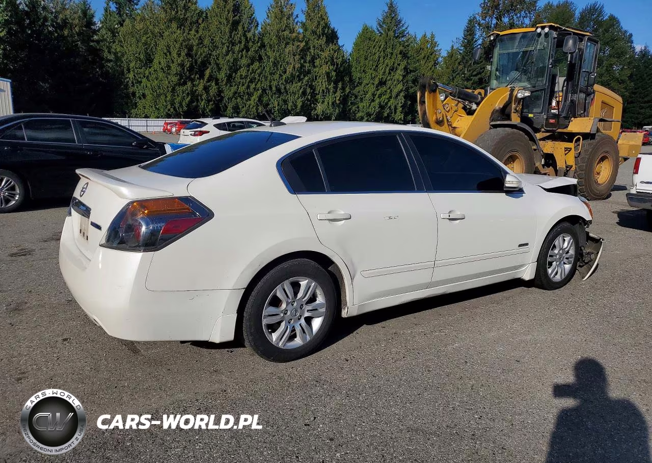 2010 Nissan Altima Hybrid VIN:1N4CL2APXAC100804 - 3