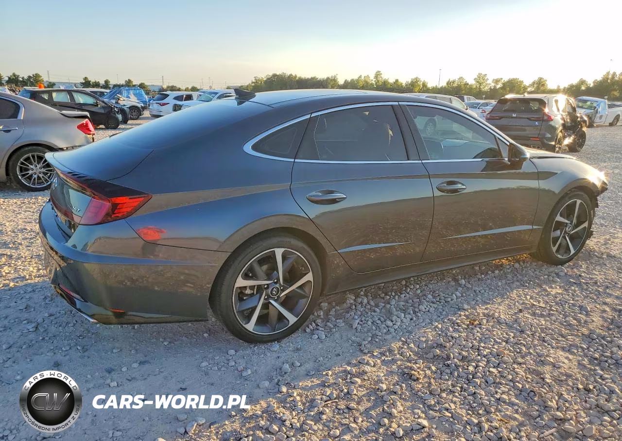 2023 Hyundai Sonata Sel Plus VIN:KMHL44J26PA271265 - 3