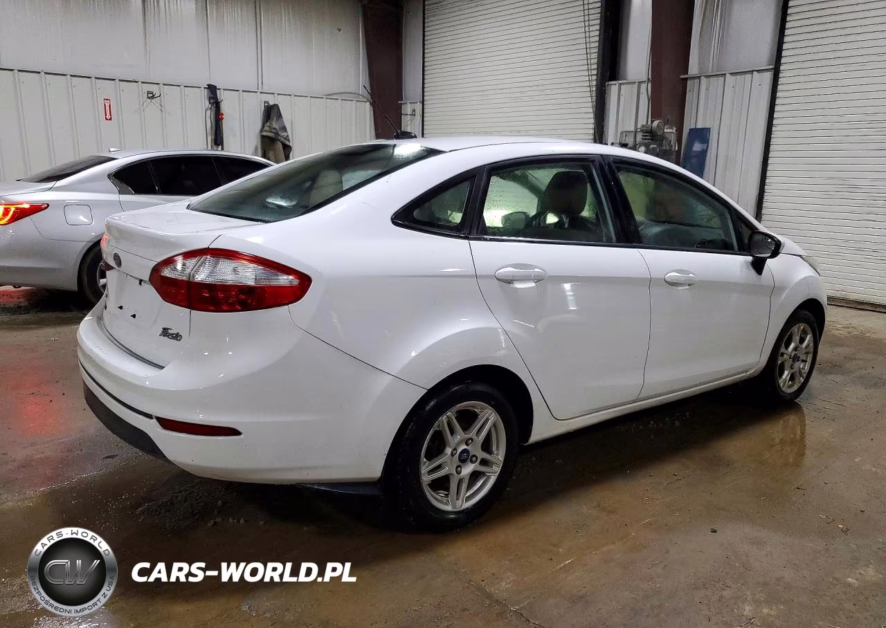 2017 Ford Fiesta Se VIN:3FADP4BJ8HM130262 - 3