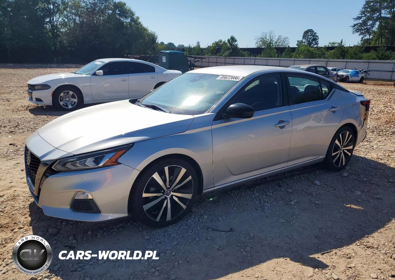2020 Nissan Altima Sr – zdjęcie 1 z 12