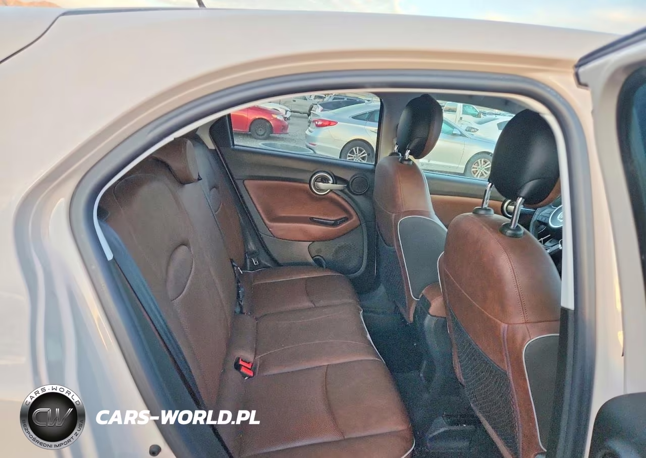 2016 Fiat 500X Lounge VIN:ZFBCFYDT3GP380468 - 10
